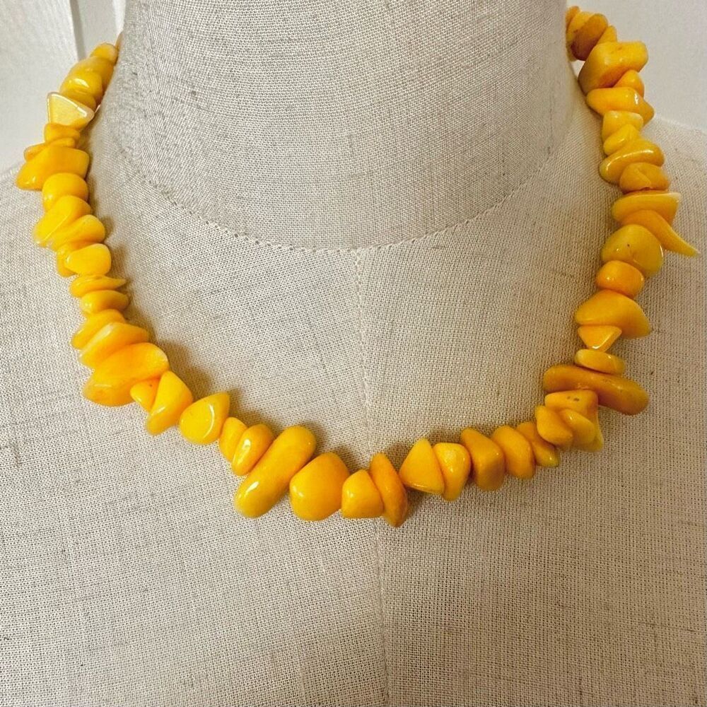 Yellow calcite beaded necklace